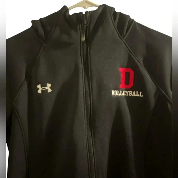 Underarmour Volleyball Jacket - Size XS - Picture 2 of 5
